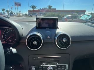 ¡SIN ENTRADA! AUDI A1