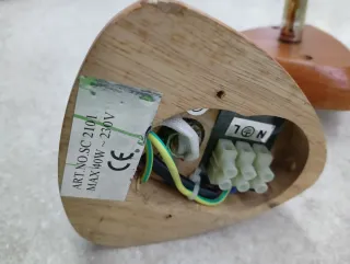 Coppia faretti applique in legno e metallo