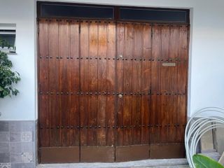 Puerta Cochera 4 Hojas + Cristal