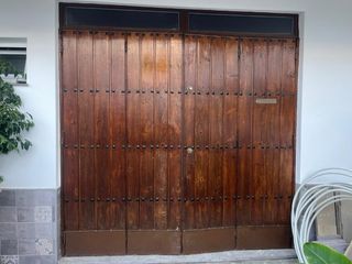 Puerta Cochera 4 Hojas + Cristal