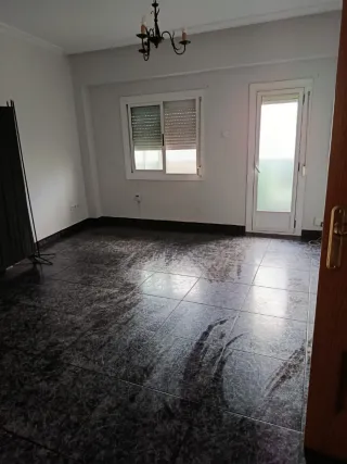 Piso 110 metros en villena