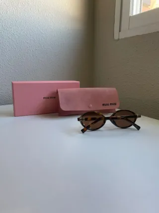 Gafas Miu Miu Tortoise Marrón