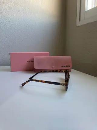 Gafas Miu Miu Tortoise Marrón