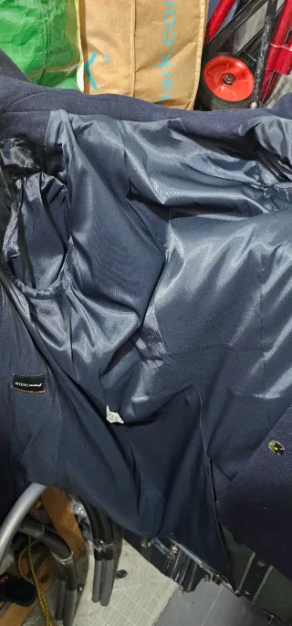 Abrigo de paño azul y dorado Iberia