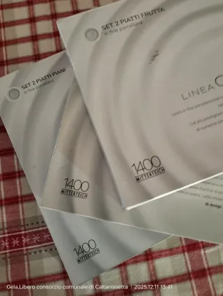 Set piatti in porcellana per 2 persone