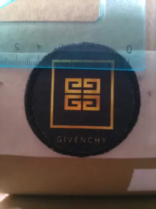 Toppa Givenchy nera e oro