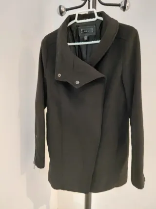 Abrigo Mango Negro