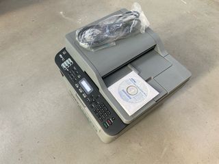 Impresora Láser Brother MFC-L2700DW