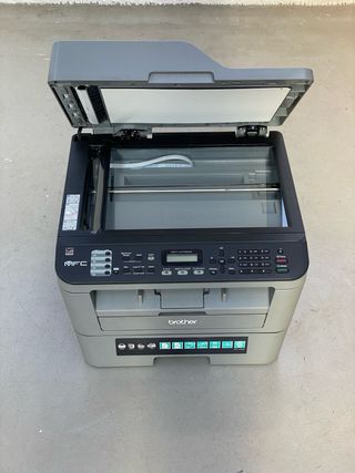 Impresora Láser Brother MFC-L2700DW