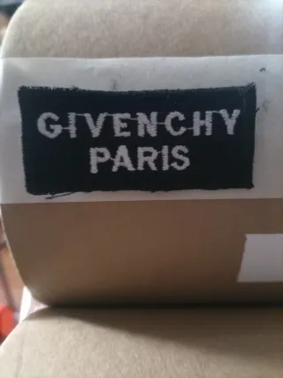 Toppa Givenchy Paris