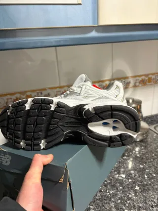 New Balance 530 grises y blancas