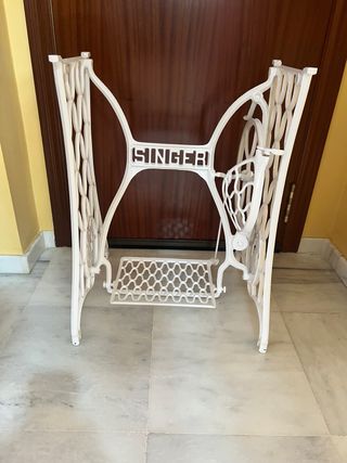 Pie Máquina Coser SINGER Blanco