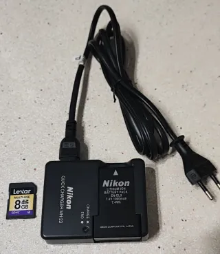 Cámara Nikon D40 + Accesorios