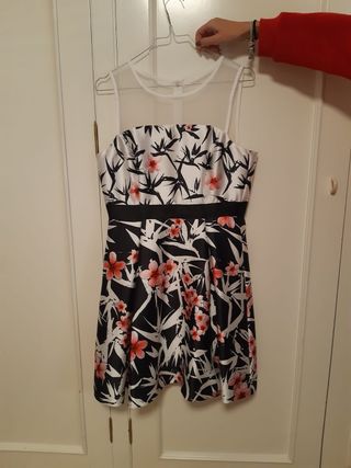 Vestido elegante floral