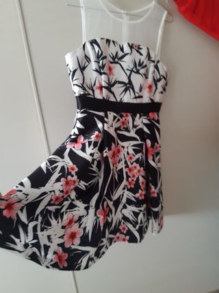 Vestido elegante floral