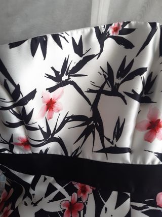 Vestido elegante floral