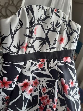 Vestido elegante floral