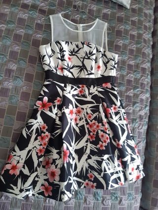 Vestido elegante floral