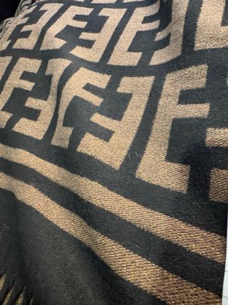 Bufanda Fendi Marrón