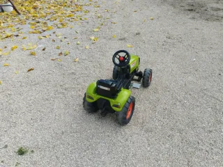 Trattore a pedali Claas Arion 400