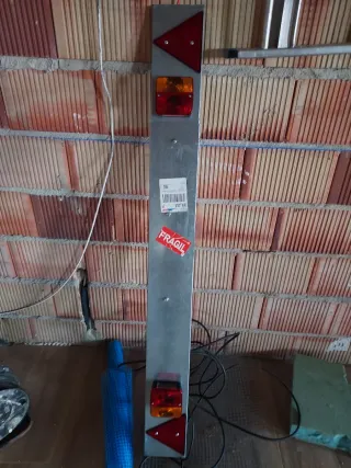 Señalizador para remolques extensible