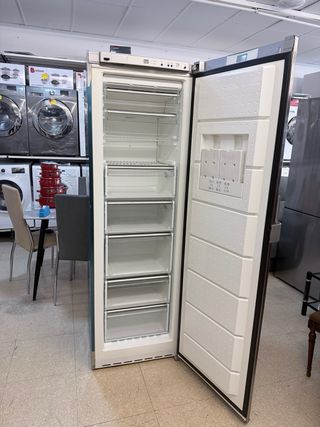 Congelador Bosch 185x60 con garantía