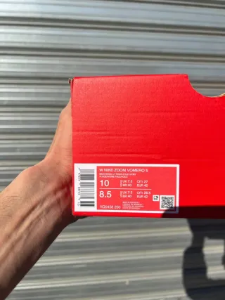 Nike Zoom Vomero 5