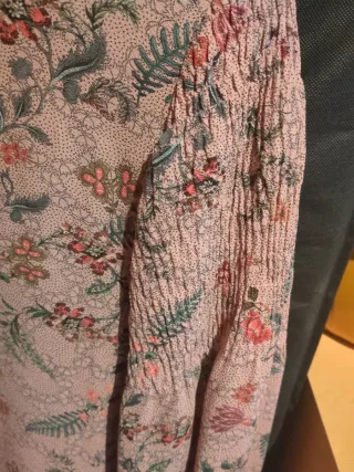 Vestido floral Stradivarius