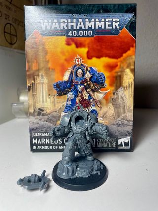 Marneus Calgar Ultramarines Marines Espaciales 40k