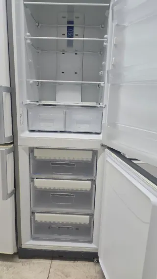 Frigorífico Combi Indesit No Frost Class A +