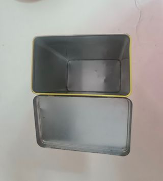 Bote metálico ColaCao antiguo