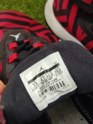 Nike Air Jordan Fly Unlimited Black Fire Red