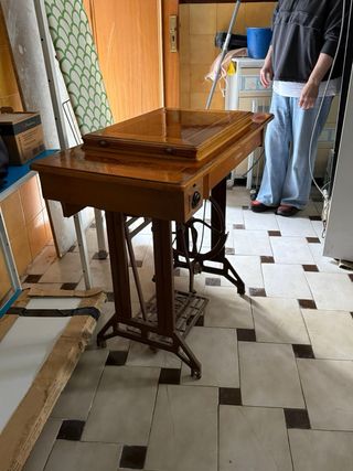 Máquina de Coser Sigma Antigua