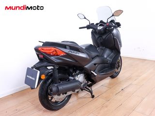 YAMAHA X-MAX 125 ABS