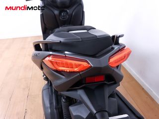 YAMAHA X-MAX 125 ABS