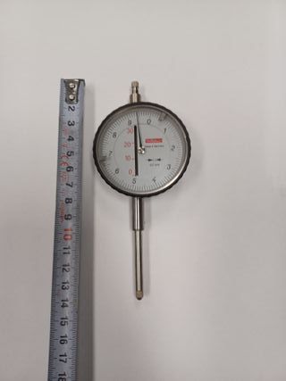 Reloj comparador decimal punta larga