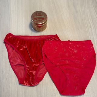 Pack 2 braguitas rojas fiesta Fin de Año NUEVAS