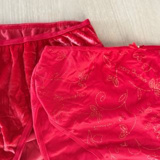 Pack 2 braguitas rojas fiesta Fin de Año NUEVAS