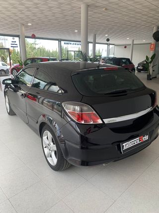 Opel Astra GTC Sport