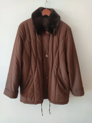 Chaqueta parka señora marrón