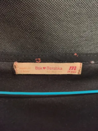 Vestido corto Bershka estampado floral