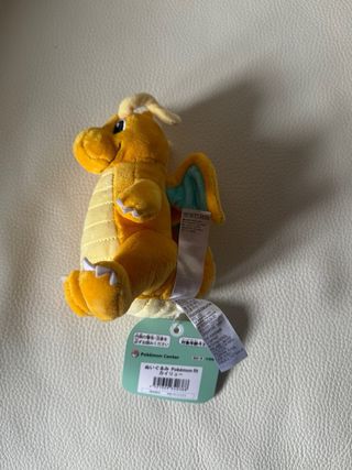 Peluche Dragonite Pokemon Center Japan
