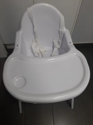 Trona blanca para bebé