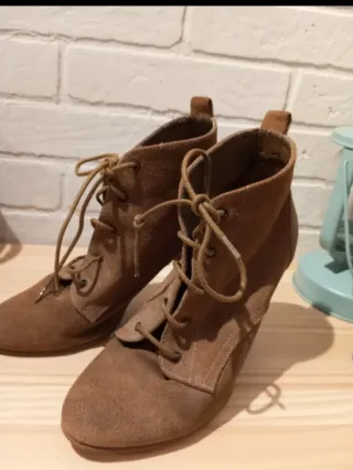 Botín piel tacón alto