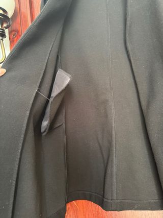 Abrigo largo negro Zara