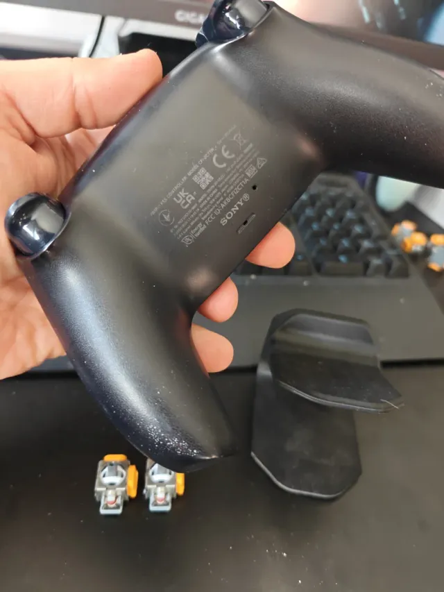 Mando PS5 Dualsense negro + Joysticks Magnéticos