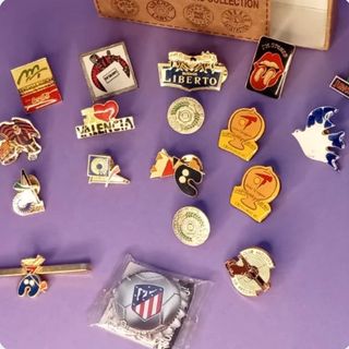 Colección 17 pins + extras