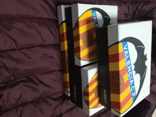 Lote 4 Productos Oficiales Valencia C.F.