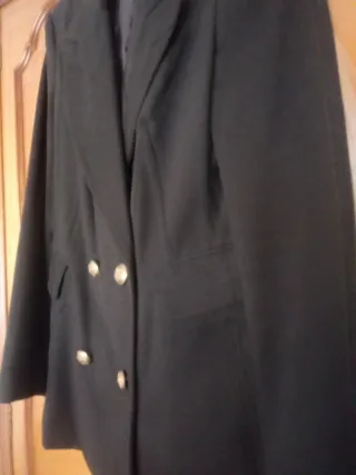 Chaquetón de paño negro