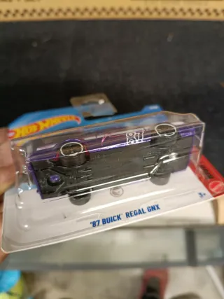 Hot Wheels '87 Buick Regal GNX Viola TH